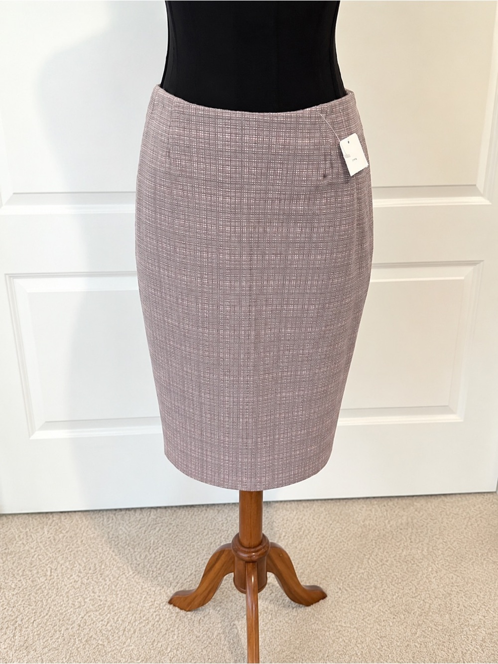 Tocca Mauve Tweed Pencil Skirt
